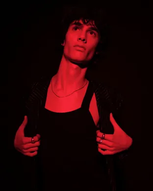 Live concert by sombr